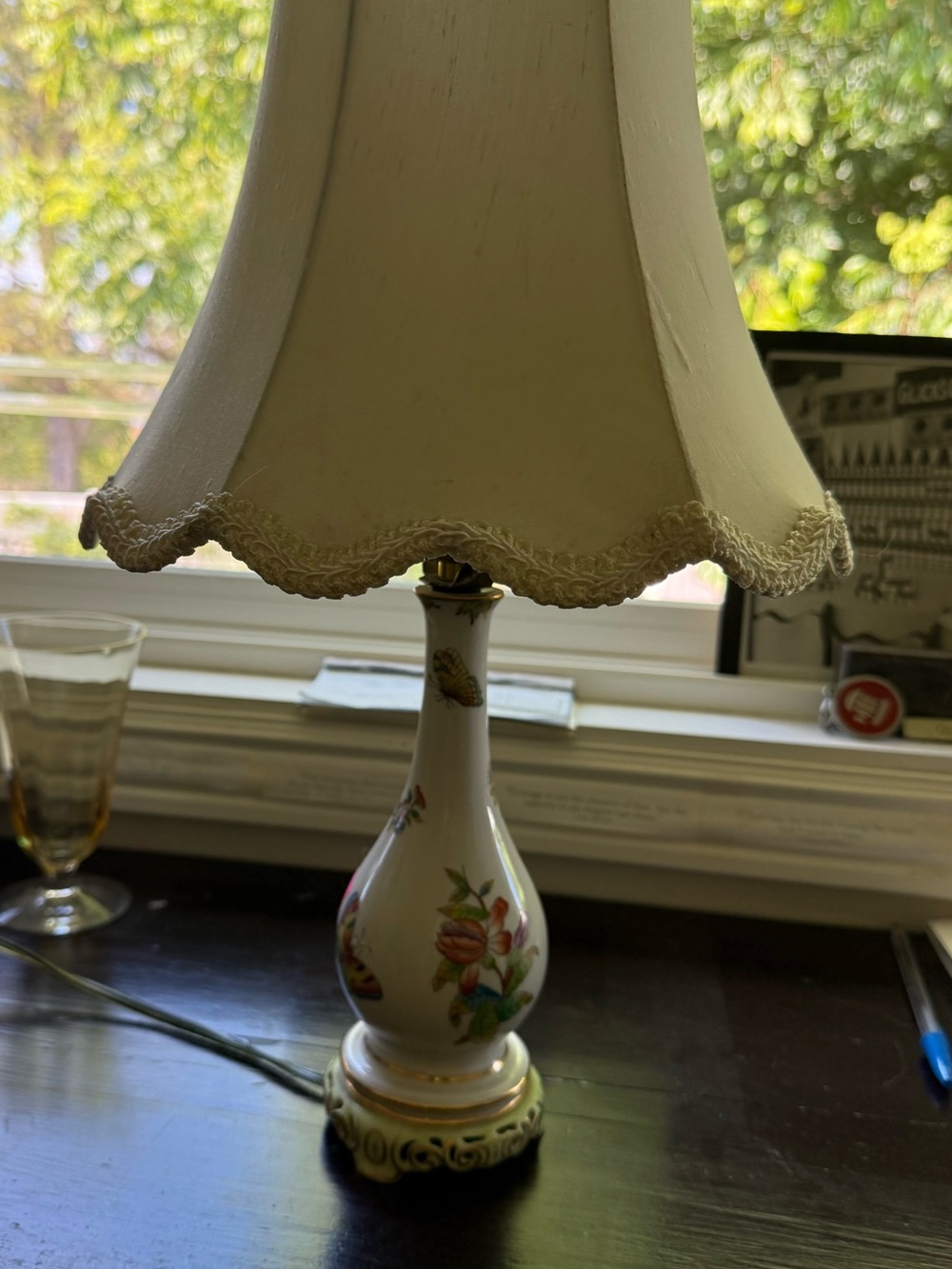Vintage Floral Porcelain Table Lamp in Cream with Pink Accents